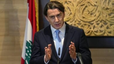 زيارة انتخابية لهوكشتاين