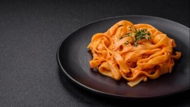 معكرونة بالصلصة الحمراء 10