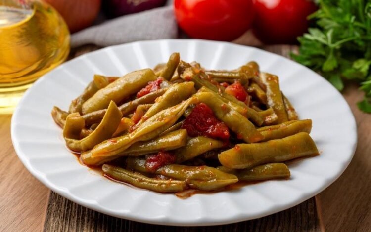 لوبيا باللحمة اللبنانية 1