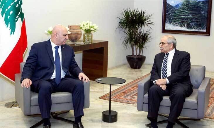 العصا من جديد؟ 1