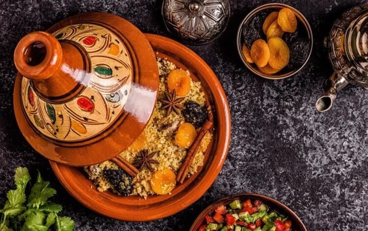 الطاجن المغربي بالدجاج والفواكة المجففة 1