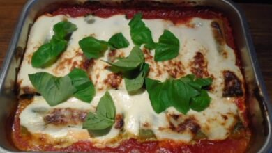 الكانيلوني بالسبانخ وصلصة البندورة 4