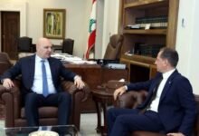 ما هي خلفية العلاقة بين عون والجميل؟ 7