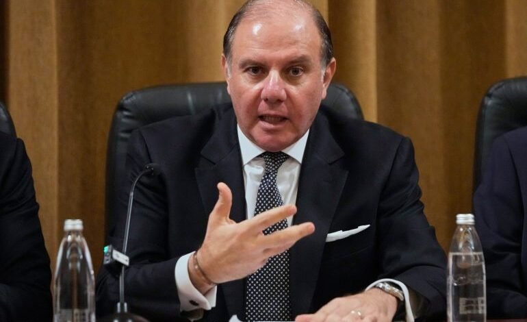 حزب الله يعلن حربه النقدية 1