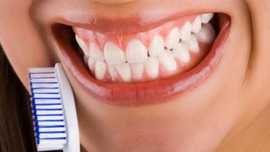 🦷 كيف تحافظ على صحة اللثة؟ خطوات يومية تضمن ابتسامة قوية ونفساً منعشاً! 2